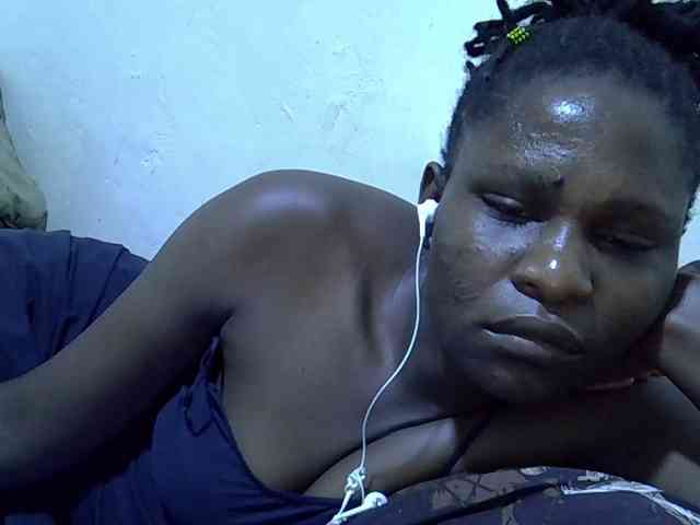 adara-lee webcam