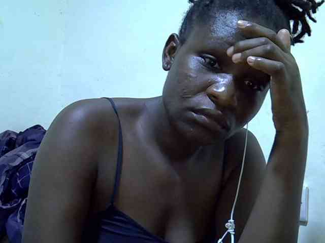 adara-lee webcam