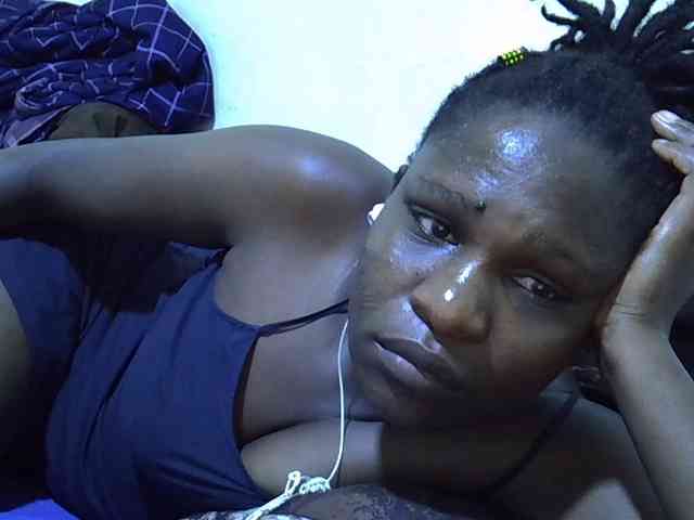 adara-lee webcam