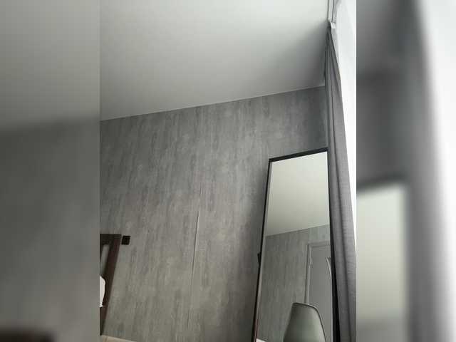 Entrez le videochat erotique avec le
modèle Horosha Horosha