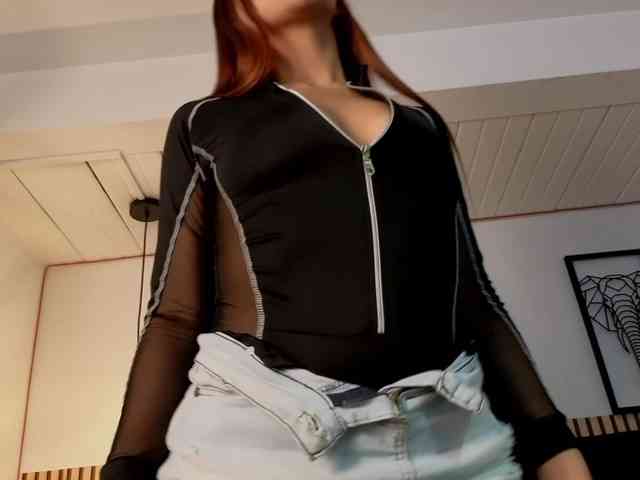 Nicole_Voshkie webcam