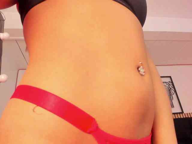 Nicole_Voshkie webcam