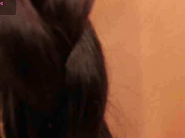 MiaKay webcam