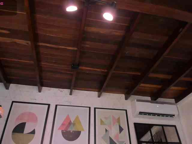 MiaKay webcam
