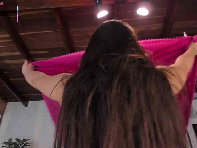 MiaKay webcam