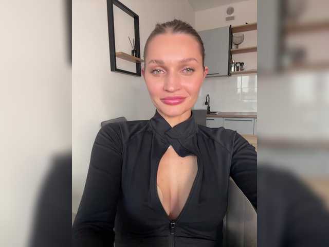 Manymoney1 webcam