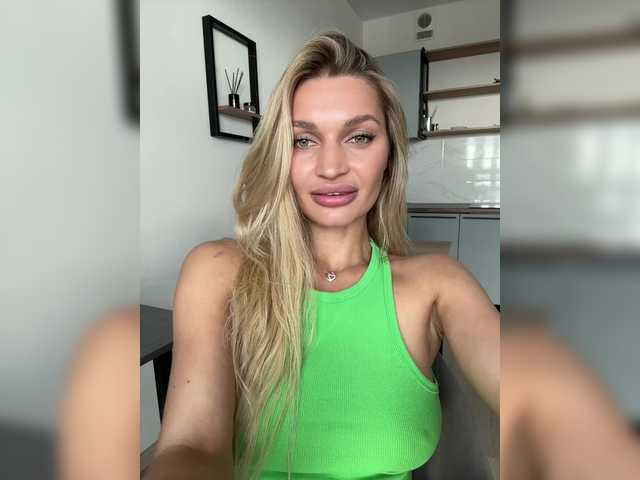 Manymoney1 webcam