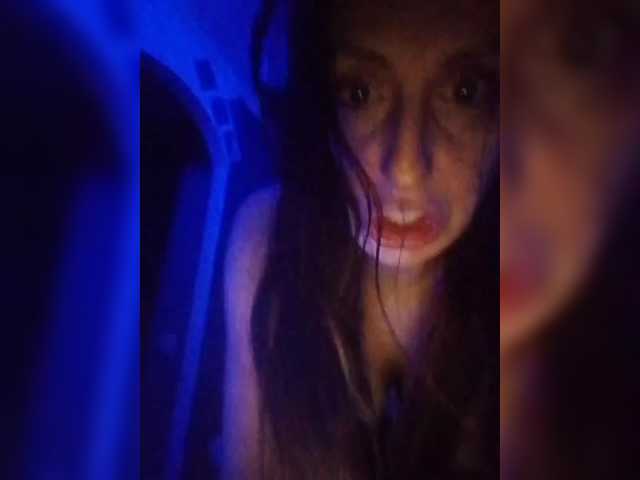 Accedi alla chat con il nickname AvoDeviL AvoDeviL