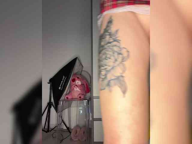 Mystique_Rose webcam