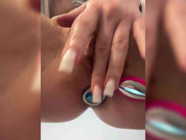 Mystique_Rose webcam