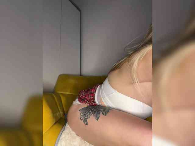 Mystique_Rose webcam