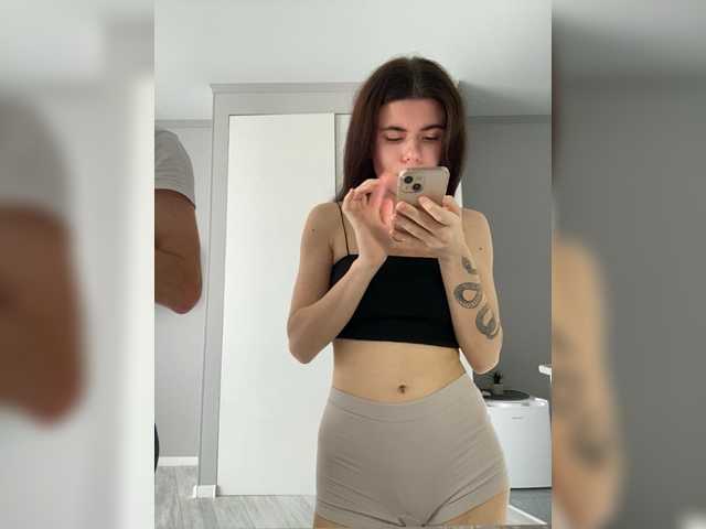 go to chat with Room_of_love