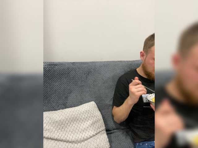 go to chat with Room_of_love