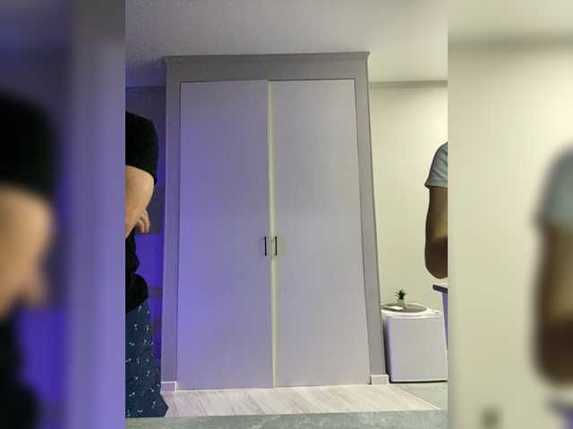 Entra en el chat con el modelo Room_of_love Room_of_love