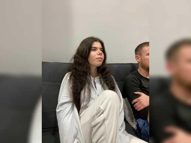 Accedi alla chat con il nickname Room_of_love Room_of_love