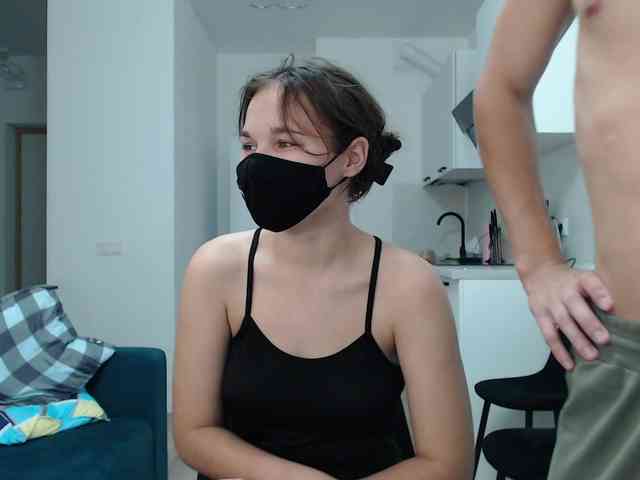 HeavenlyJune22 webcam