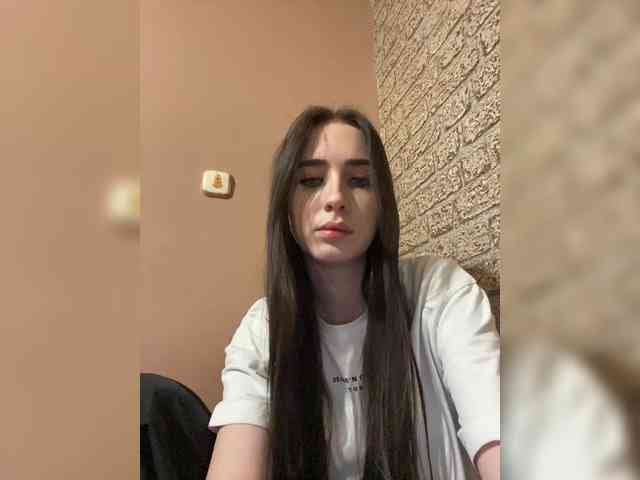 Hikikomori27 webcam