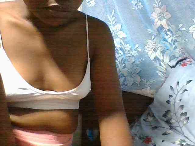 Labella204 webcam