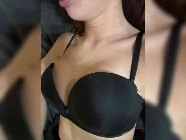 OneMoreTwiksSex webcam