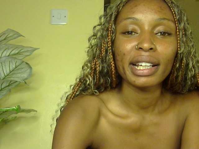 pretty-k webcam