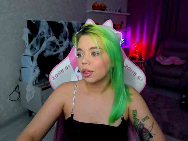 FunnyVibe webcam