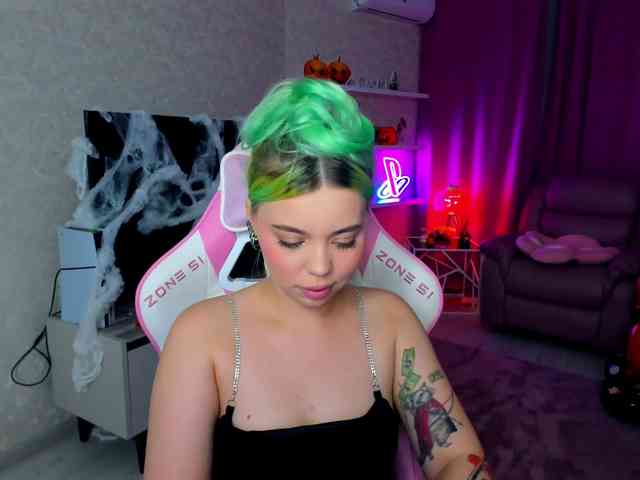 FunnyVibe webcam