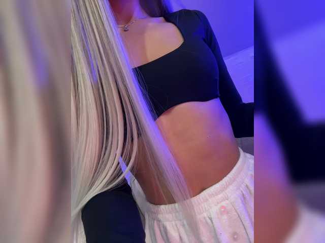 Chat Live with HollyPolly111 on BongaCams HollyPolly111 Live Cam Chat on BongaCams