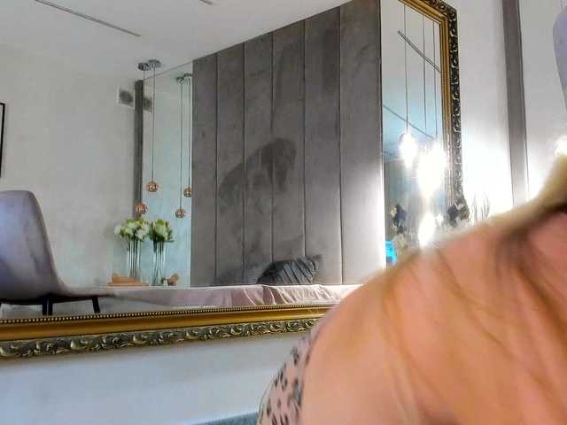 Mia-Milan18 webcam