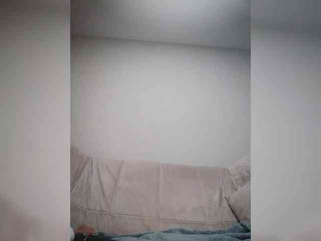 Mary_Traxwell webcam