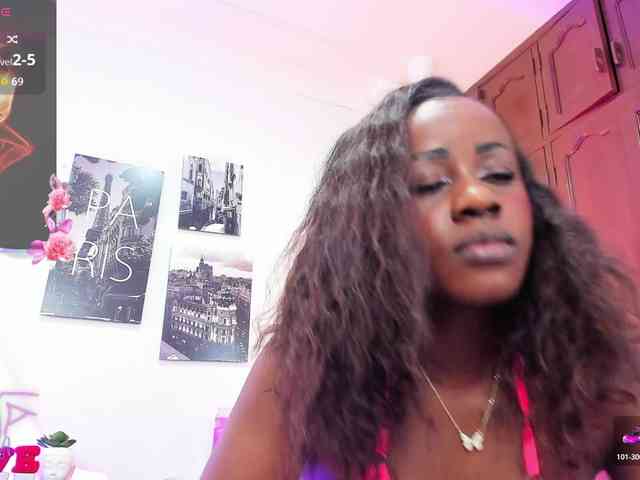 BrianaBrown webcam
