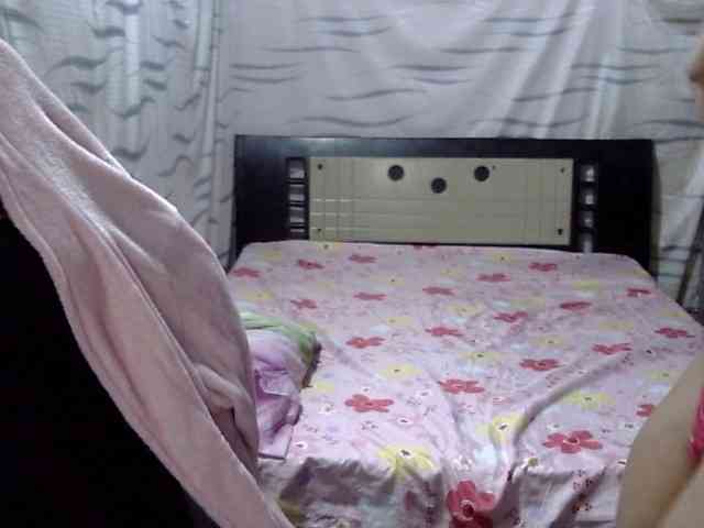 Letty33 webcam