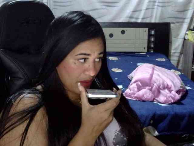 Letty33 webcam