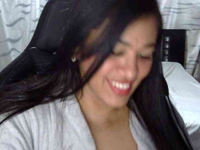 Letty33 webcam