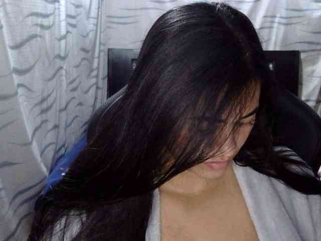 Letty33 webcam