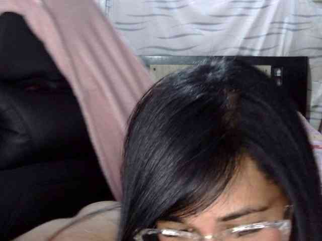 Letty33 webcam