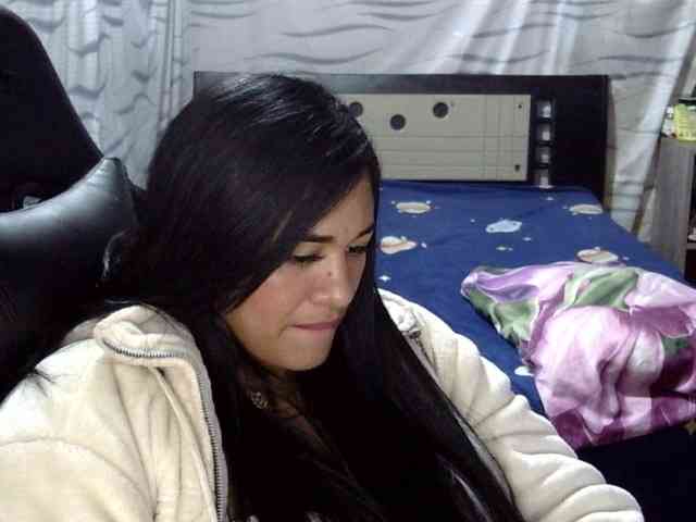 Letty33 webcam