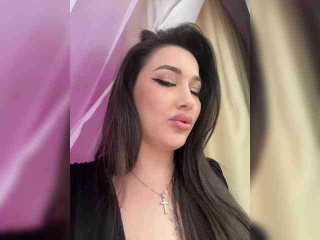 BettyBoom13 webcam