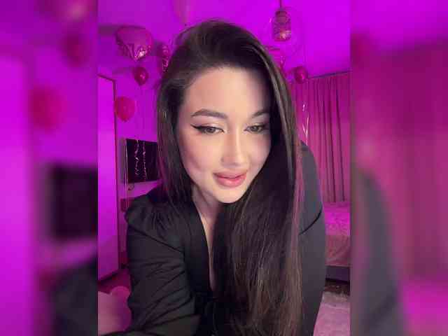 BettyBoom13 webcam