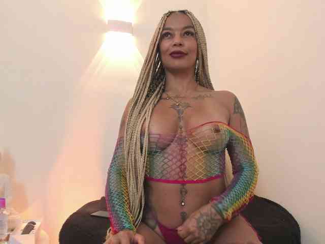 Kenyaaaa webcam