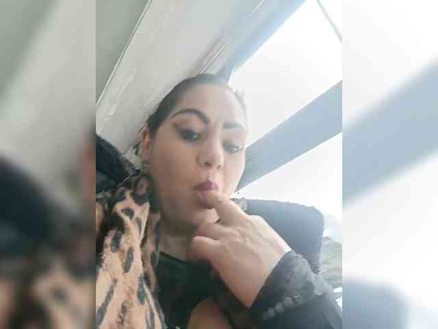 AlexaBrown12 webcam