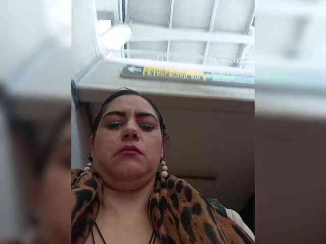 AlexaBrown12 webcam
