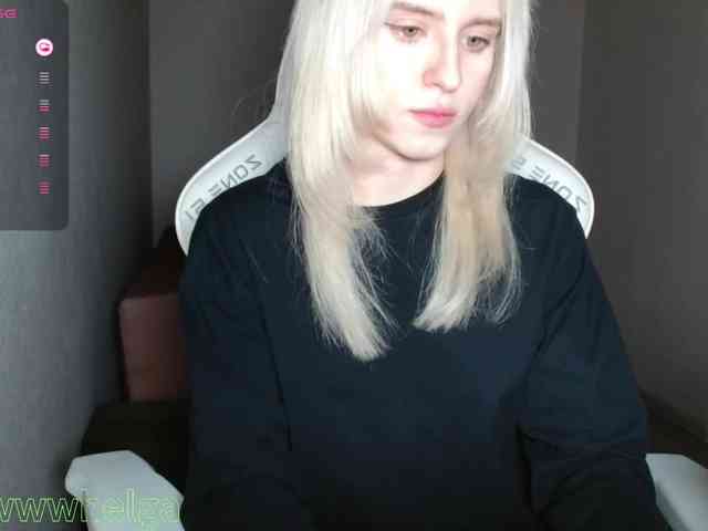 Helga_Pataki webcam