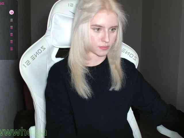 Helga_Pataki webcam