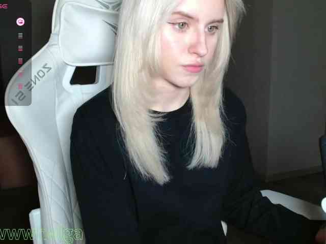 Helga_Pataki webcam