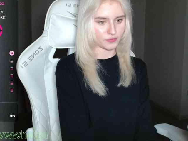 Helga_Pataki webcam