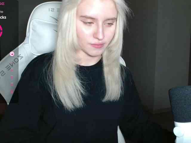 Helga_Pataki webcam