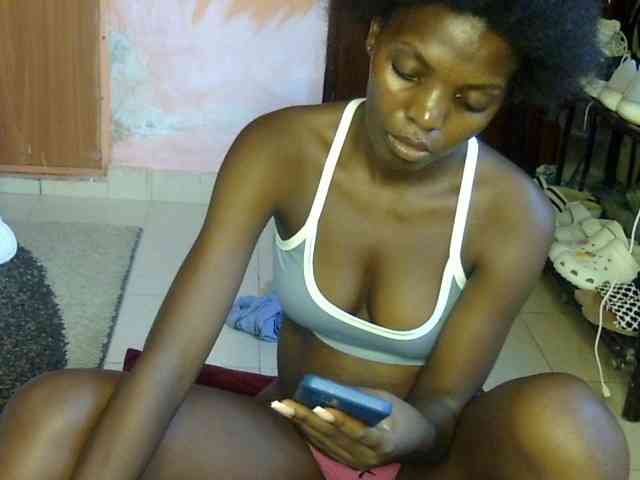Naughtygal98 webcam