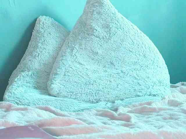 FrankieFoxie webcam