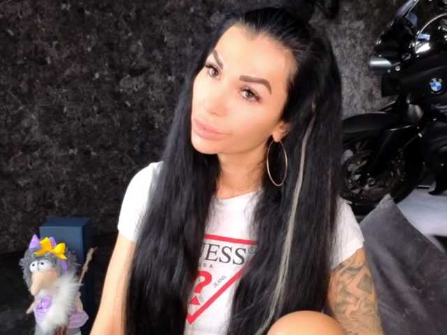 Accedi alla chat con il nickname -BABAYAGA- -BABAYAGA-