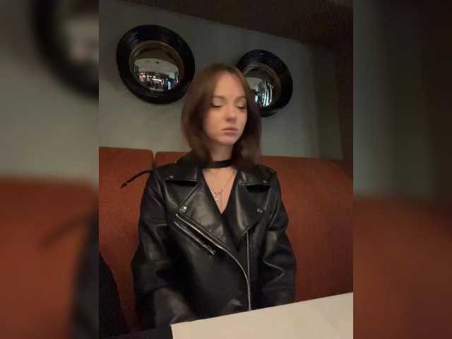 Entrez le videochat erotique avec le
modèle OlivkaVif OlivkaVif